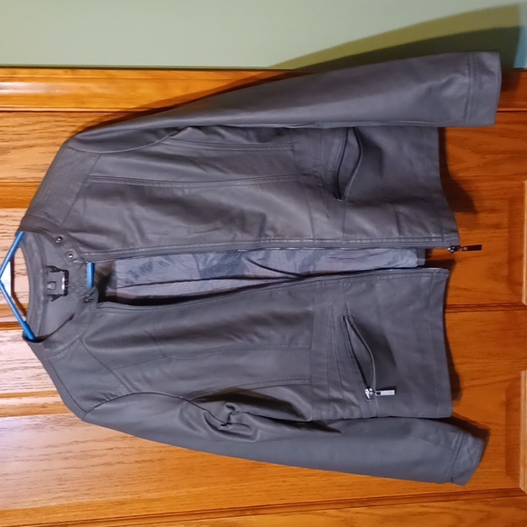 JOUJOU Women's Petite Plus Size Grey Jacket - Picture 15 of 15